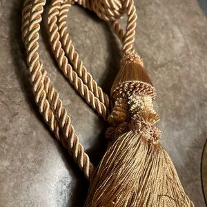 Elegant Gold Curtain Tieback